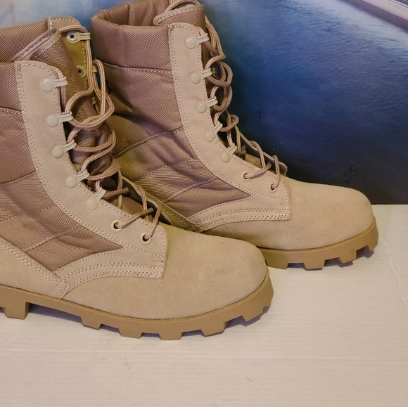 R11 Combat Boots - Picture 9 of 10